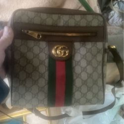 GUCCI OPHIDIA GG SMALL MESSENGER BAG