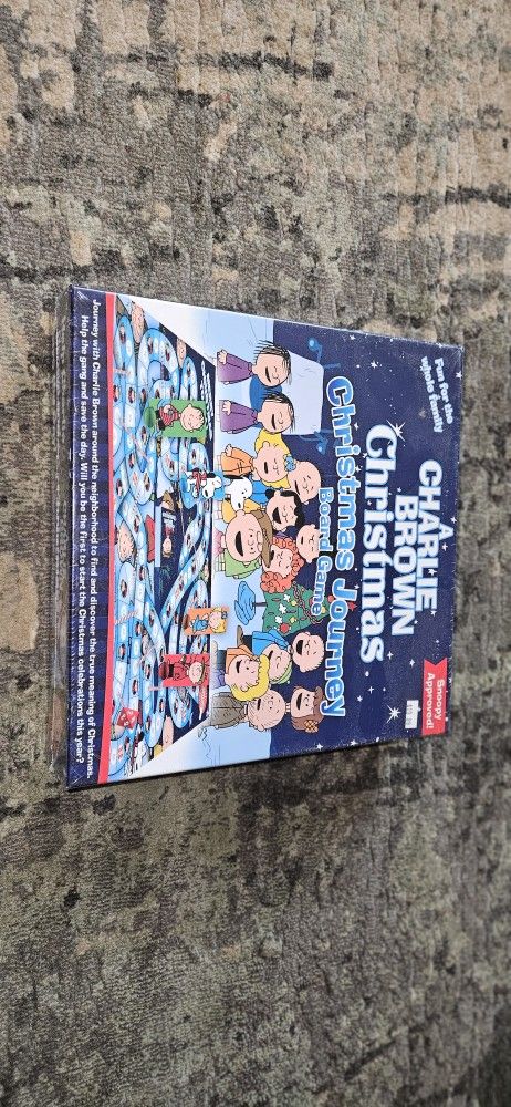 A Charlie Brown Christmas~Christmas Journey Board Game (2018) Brand New Sealed!