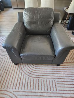 Large livingroom chair