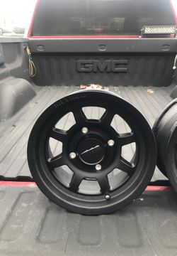 Method racing rims (size 14 ) fits Can Am only price it firm it’s only two