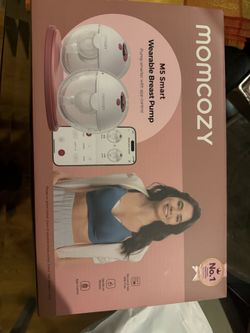 Momcozy M5 With Storage Bags