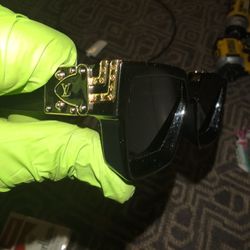 Louis Vuitton Sunglasses (Authentic)