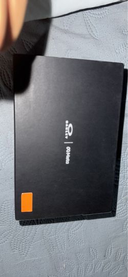 Vanguard meta sun glasses
