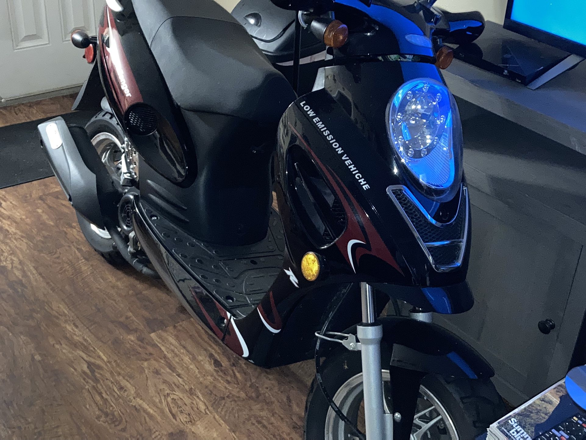 2021 Challenger Racing Scooter 49cc 