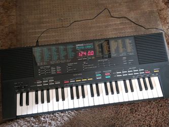 Yamaha portaSound PSS 480 MIDI Keyboard synthesizer