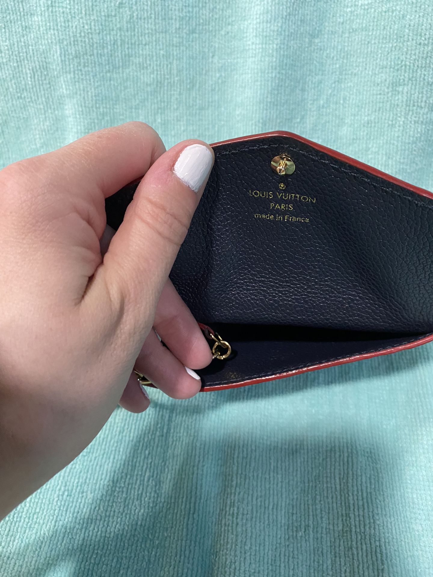 Louis Vuitton Change Purse for Sale in Cleveland, OH - OfferUp