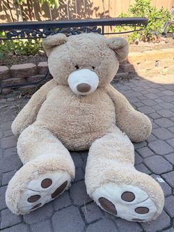 Giant Oversized Teddy Bear – Large Plush Stuffed Animal