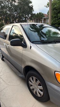 Toyota sienna 2001