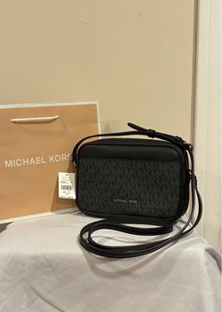 MICHAEL KORS Small Logo Camera Bag