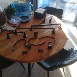 Rubbed Bronze Towel Holders And Toilet Paper Holder