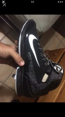 Brand new nike hurrache baseball cleats 11.5