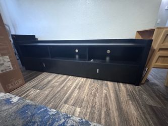 Black entertainment system