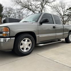2004 GMC Sierra