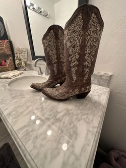 Ladies Wedding Boots