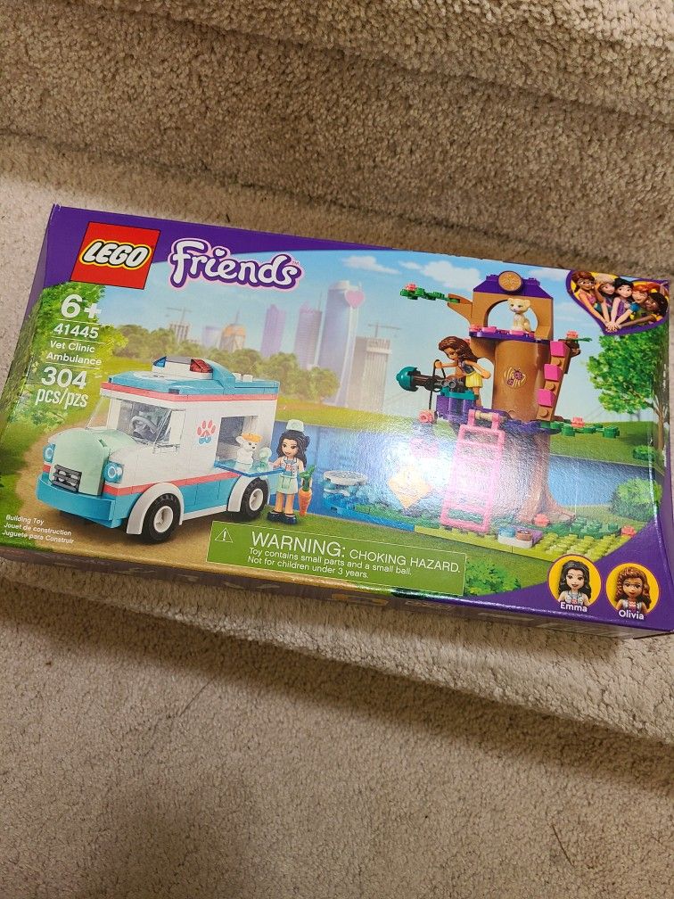 Lego Friends Vet Ambulance