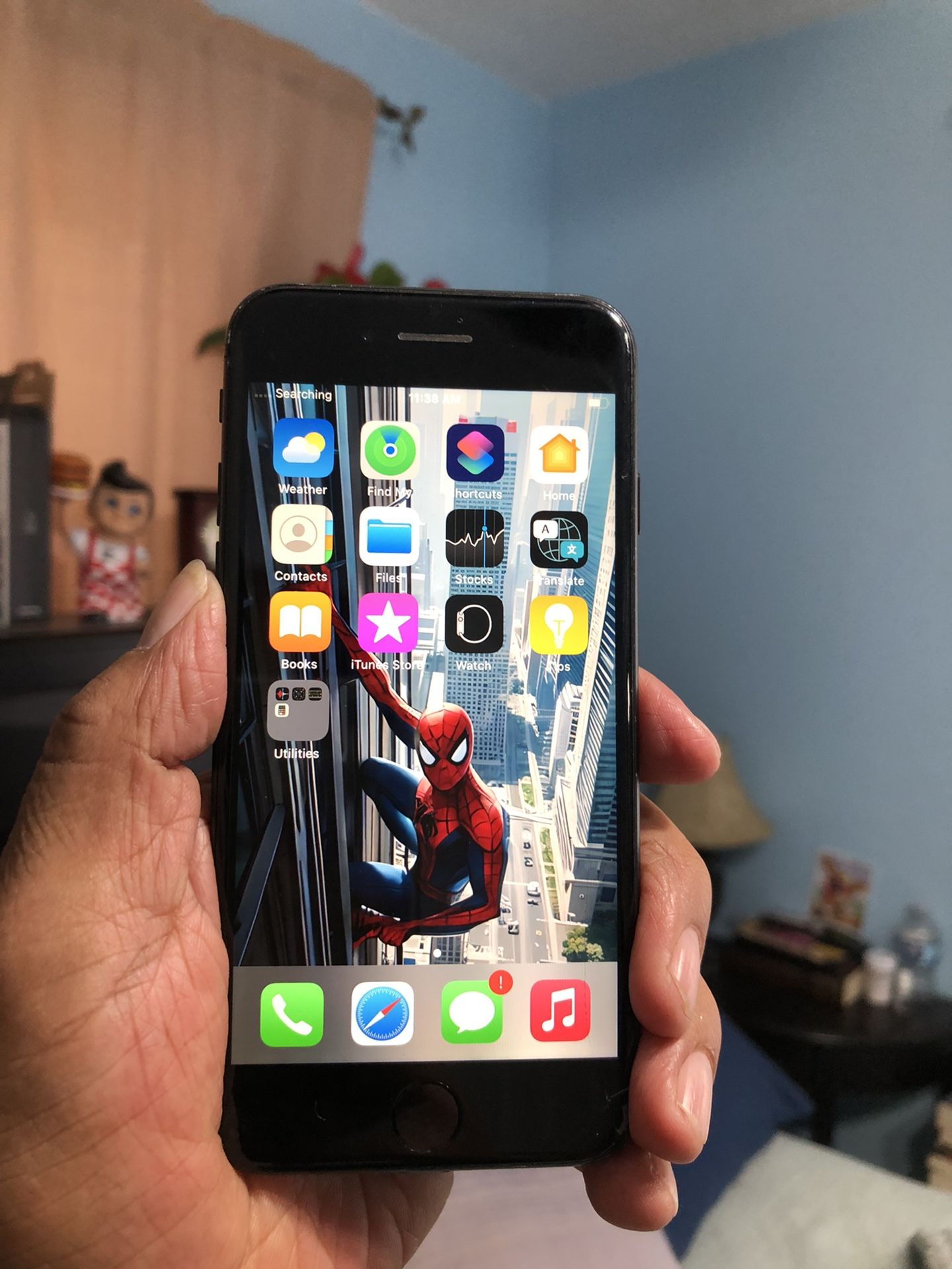 iPhone 7-32Gb Unlocked Crack For Sale $50 Santa Ana City