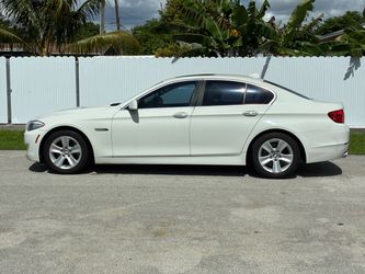 2011 BMW 528i