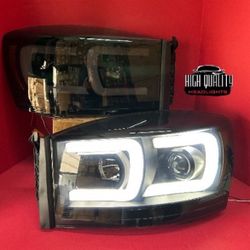 Dodge Ram 2006. 2008 headlights.