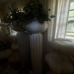 Ceramic Pillar About 6 Feet Talk With Decorative Top Bowl