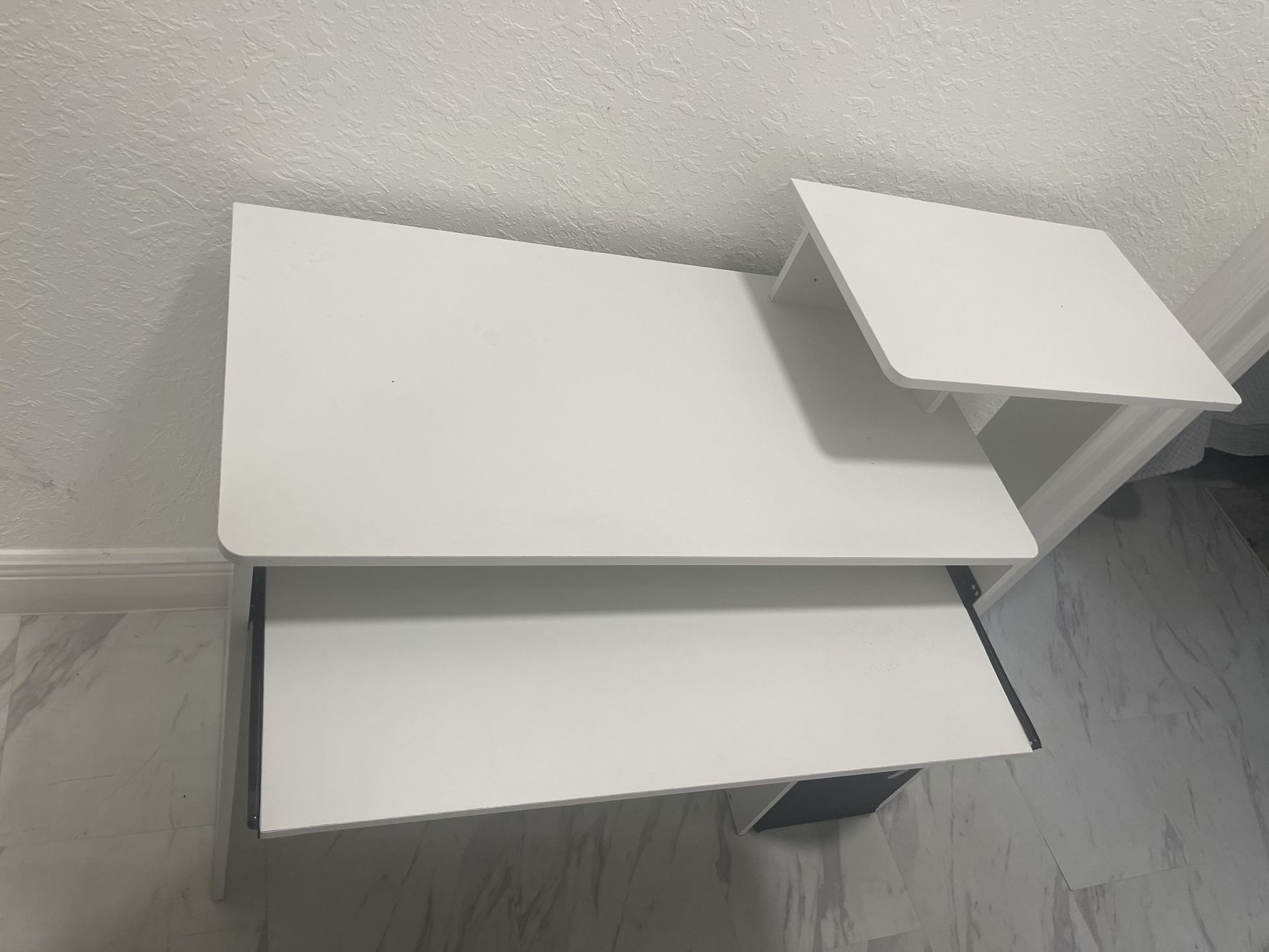 2 White Office Desk