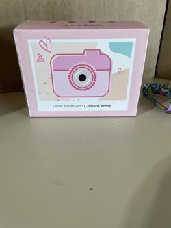 Child’s camera drinking bottle