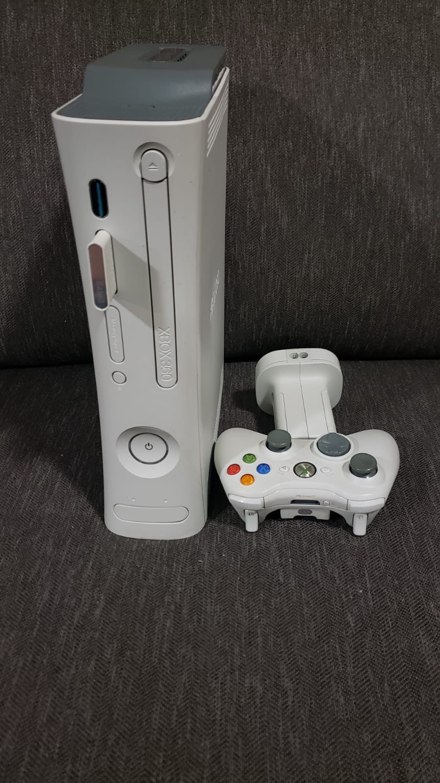 X Box 360 and controller