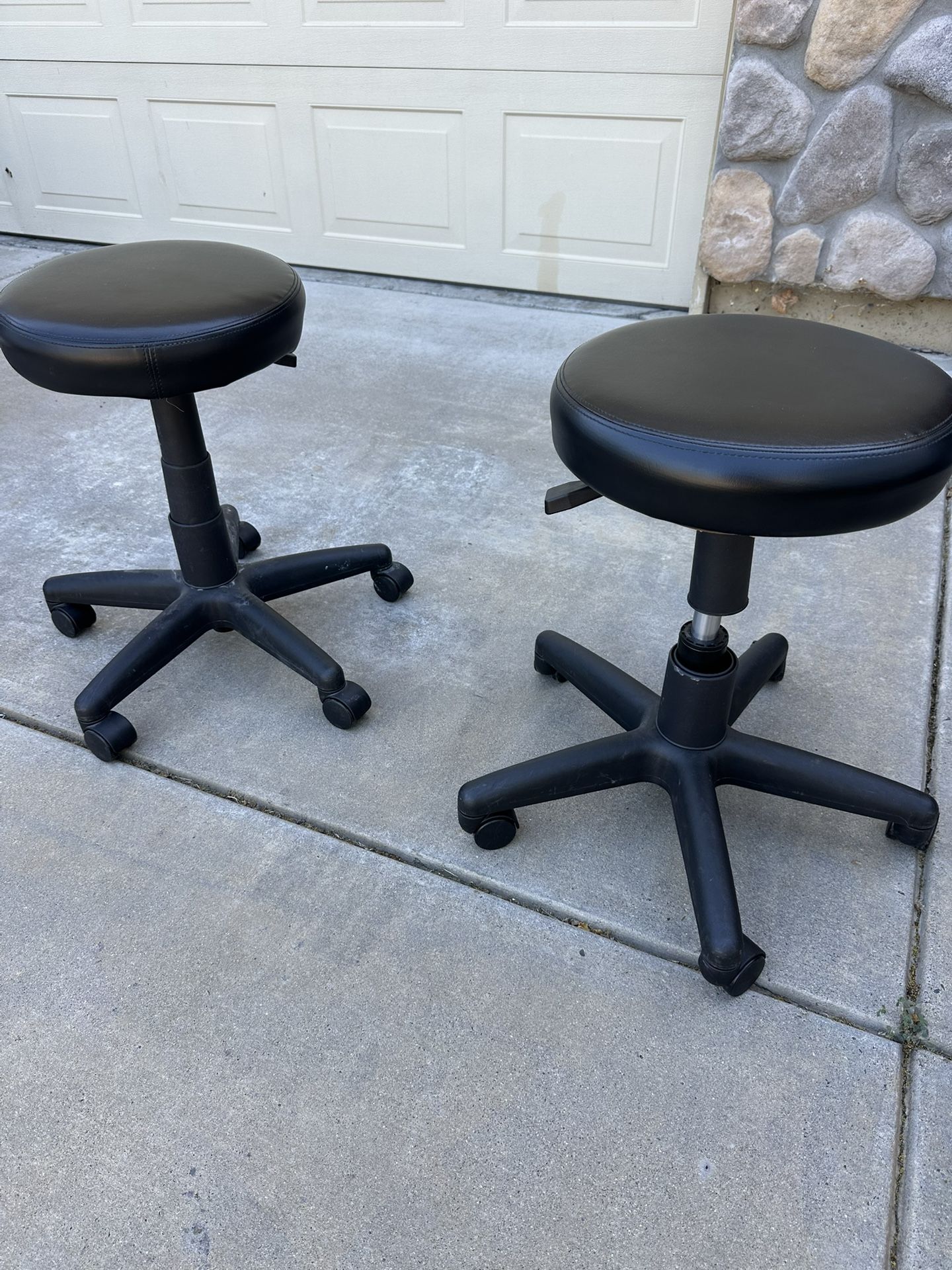 5 Stools