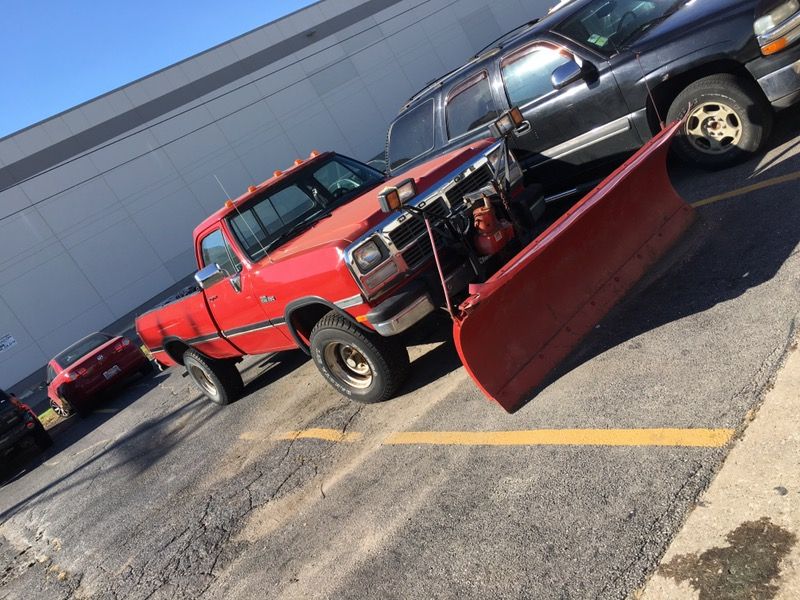1991 Dodge Ram snow truck