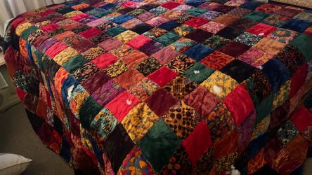 King Velvet Patchwork Quilt - Bohemian Rayon Velvet (Cutter Quilt / Needs Repair)