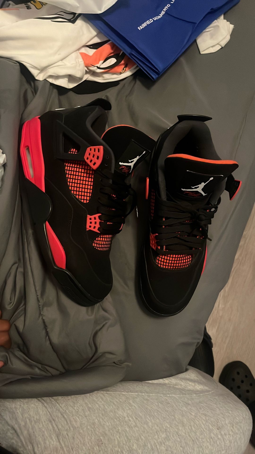 jordan 4 red thunder