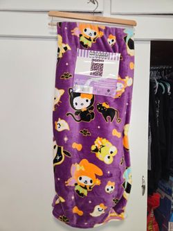 Hello Kitty Halloween Blanket