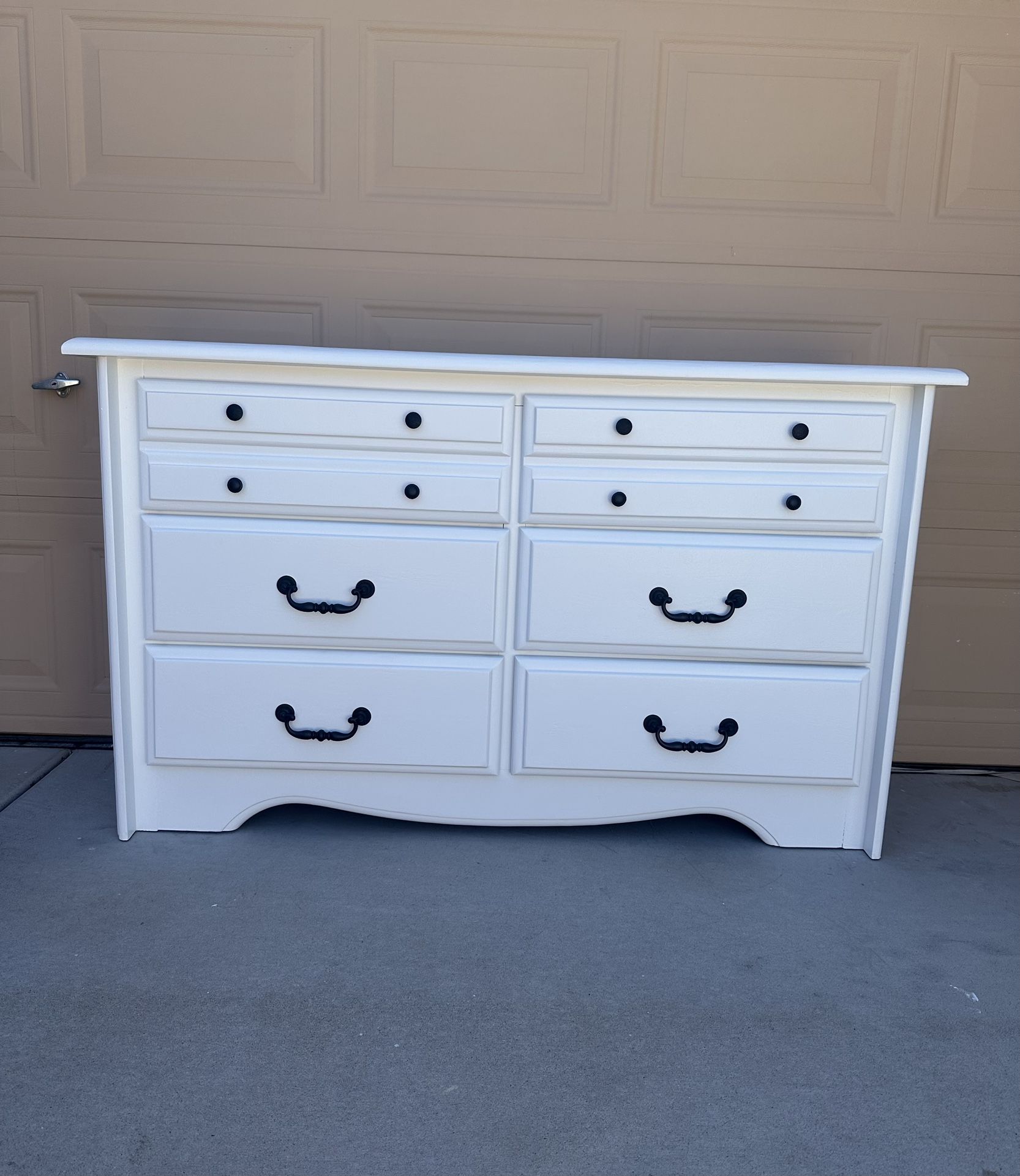 Dresser White 6-Drawers 