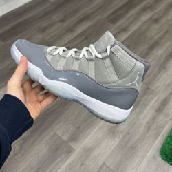 Jordan retro 11 cool grey 