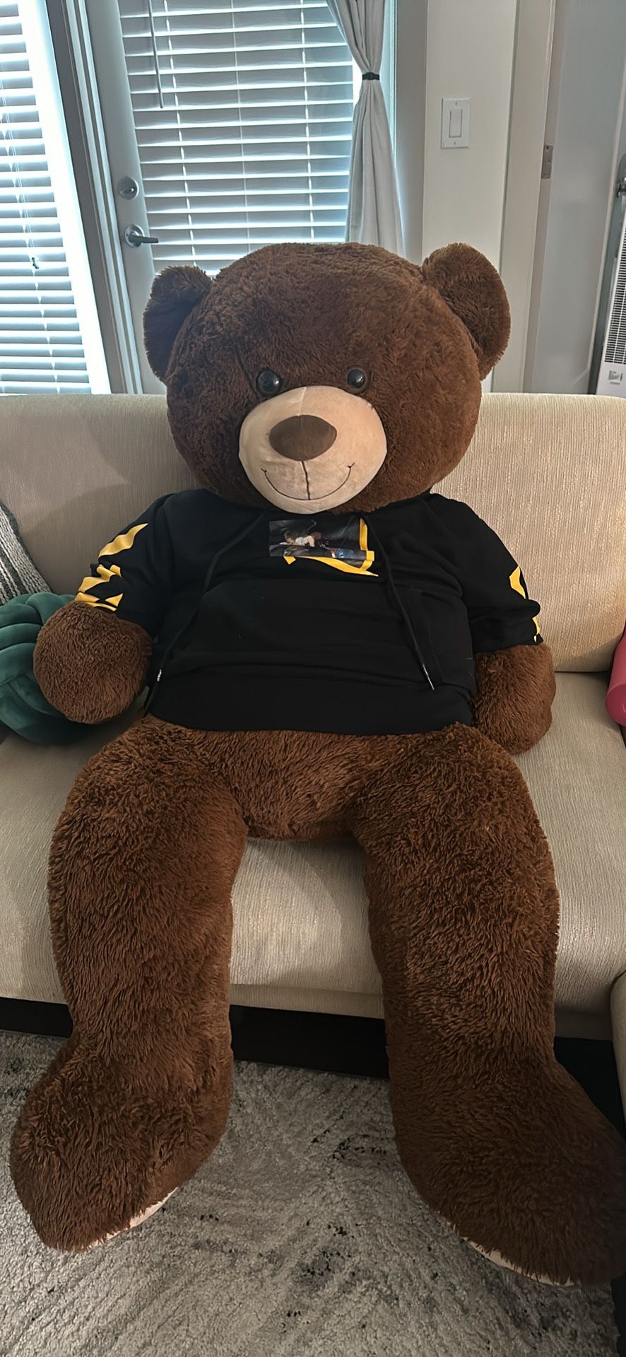 Giant teddy Bear