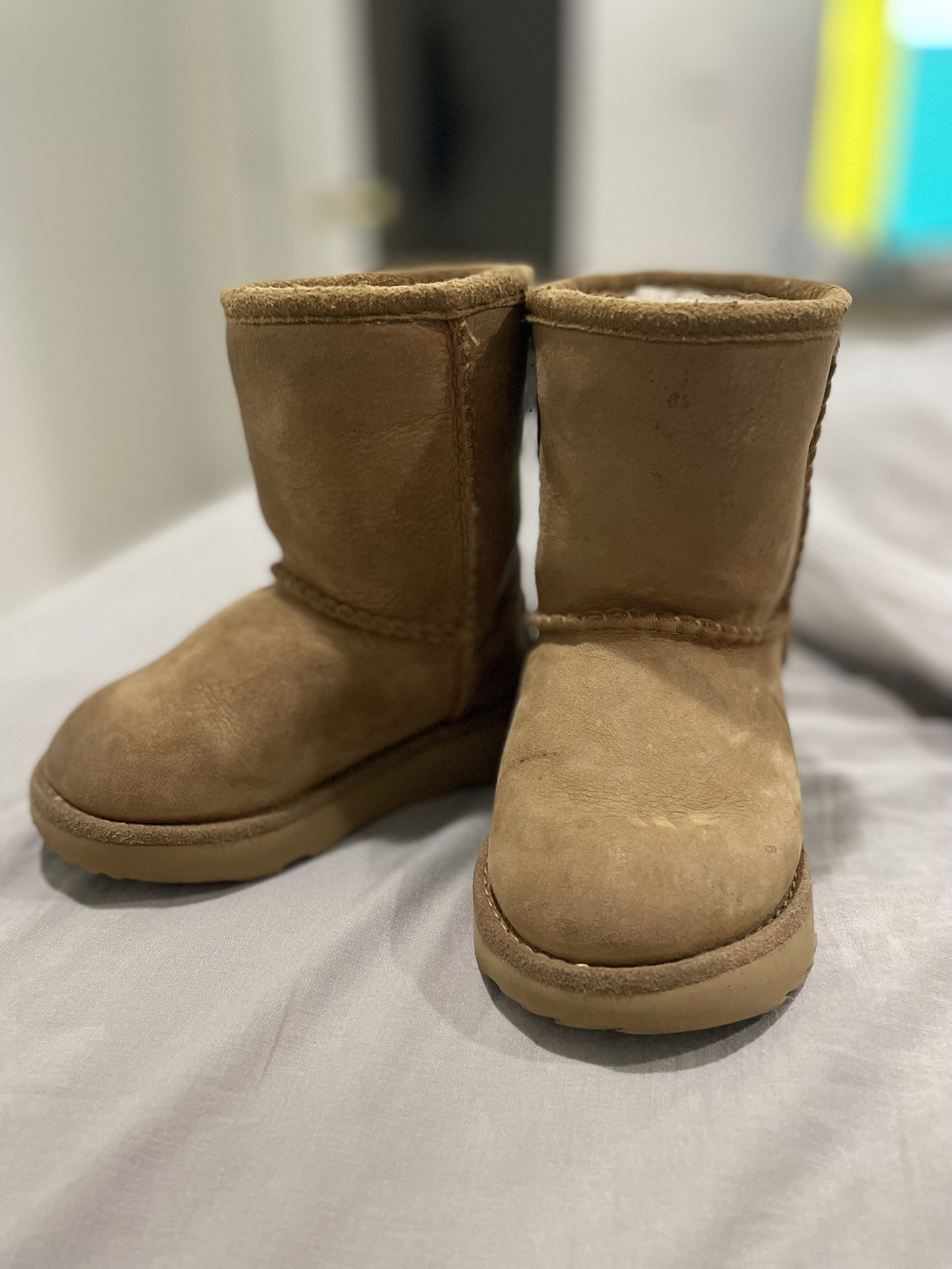 Toddler Waterproof Classic Ugg Boots (Size 6C)