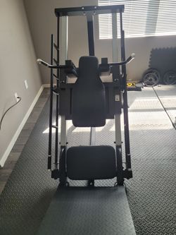 Leg press/Hack squat machine