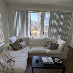 White couch: removable Covers And Storage Ottoman