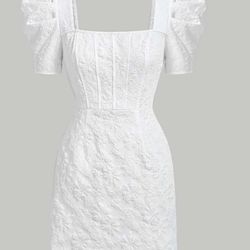 White puffed sleeve dress