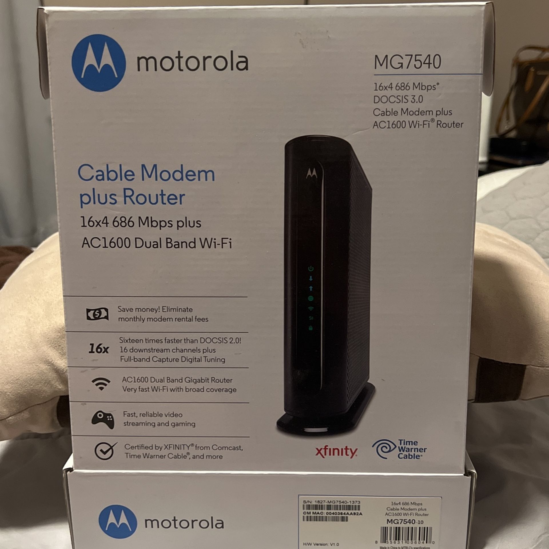 Motorola Cable Modem Plus Router 