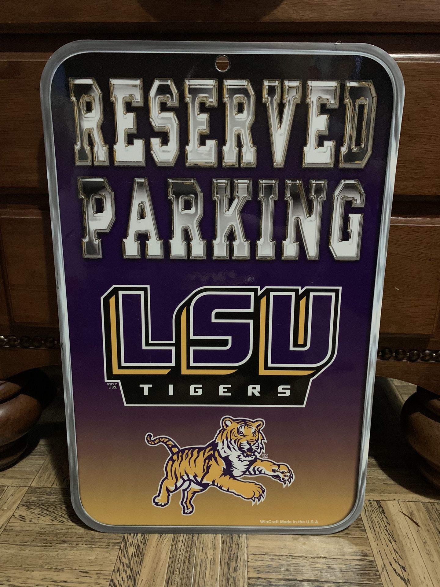 Louisiana State University signs!