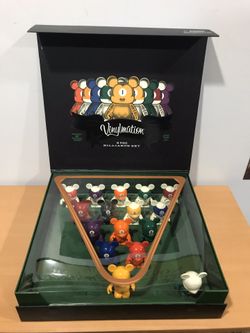 Disney Vinylmation 16 Piece Pool /Billiards Set 3” Collectable Figures Limited Edition of 1000 $150 Pickup in Algonquin or shipping is available