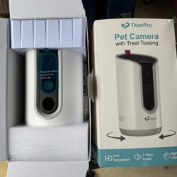 New TkenPro Pet Camera And Treat Dispenser