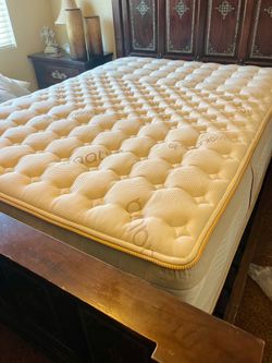Queen Size Mattress 14” thick organic pillow top mattress