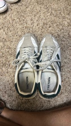 Tretorn sneakers size 9