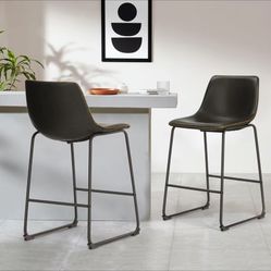 4 Bar Stools 