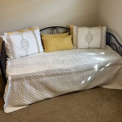Daybed with Trundle + Mattresses Included – Great Condition 
