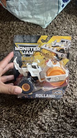 Monster jam dirt squads