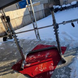 GOLD'S GYM OLYMPIC SQUAT RACK WITH 7' OLYMPIC BAR 45LBs WITH CLIPS 
11525 S HALSTED DUNKIN DONUTS/7111.S WESTERN WALGREENS 
120$  CASH ONLY AS IS 