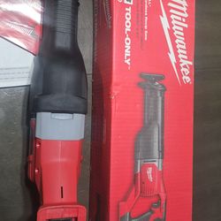 Brand new milwaukee sawzall m18 tool ONLY