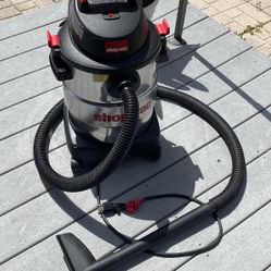 Shop Vac 6 Gallon* Black/Red Stainless Steel
